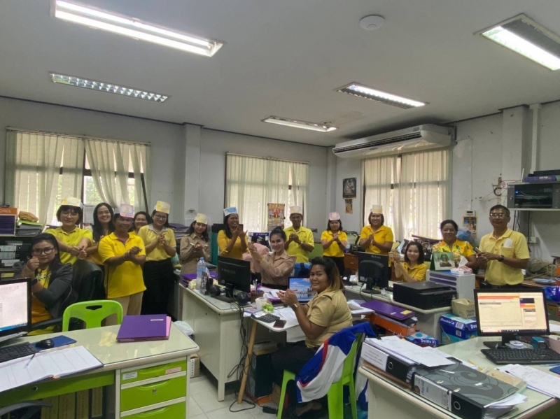 เทศบาลตำบลกะปางจัดกิจกรรมรณรงค์วันล้างมือโลก ประจำปี 2565

รวมกันเป็นหนึ่งเพื่อสุขอนามัยของมือ "Unite For Universal Hand Hygiene" ตามวิธีล้างมือให้สะอาด 7 ขั้นตอน

เรามาล้างมือให้สะอาดกันเถอะ เพื่อสุขอนามัยที่ดี

#15ตุลาวันล้างมือโลก

#ด้วยความห่วงใยและปราถนาดีจากเทศบาลตำบลกะปาง