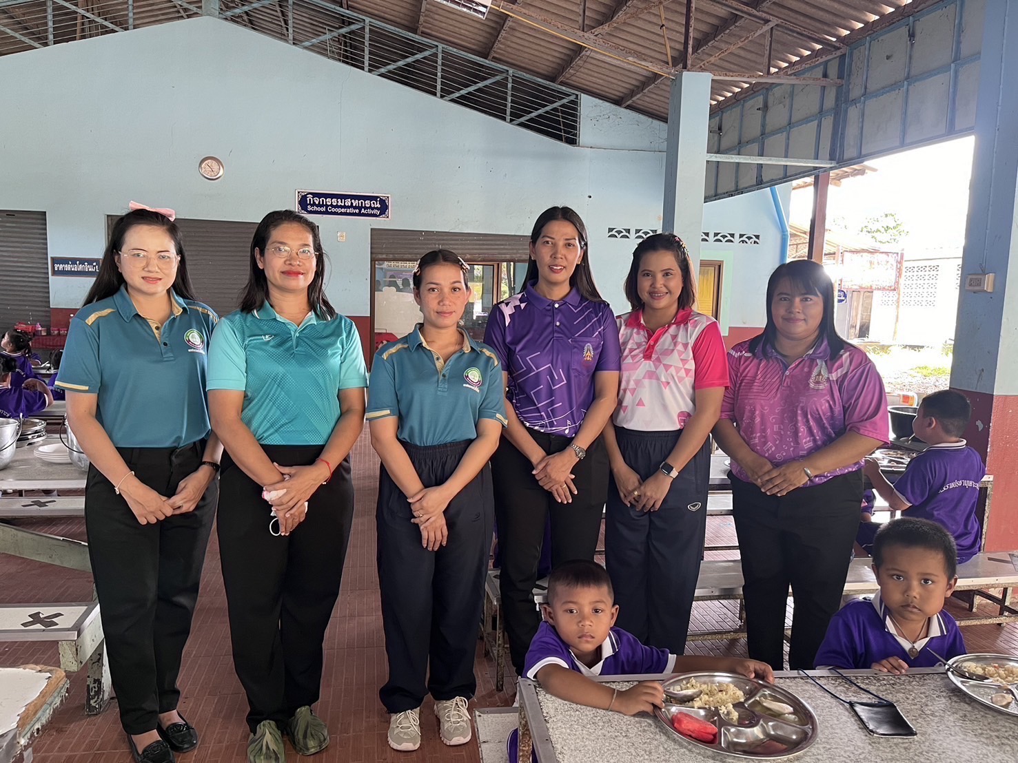 วันอังคาร ที่ 26 สิงหาคม 2568
นายอุทัย จงสวัสดิ์ นายกเทศมนตรีตำบลกะปาง มอบหมายให้ คณะทำงานติดตามฯ ได้ลงพื้นที่เพื่อติดตาม ตรวจสอบและประเมินผลฯ โครงการเงินอุดหนุนอาหารกลางวัน ณ โรงเรียนราชประชานุเคราะห์6  ตามเมนู Thai School Lunch